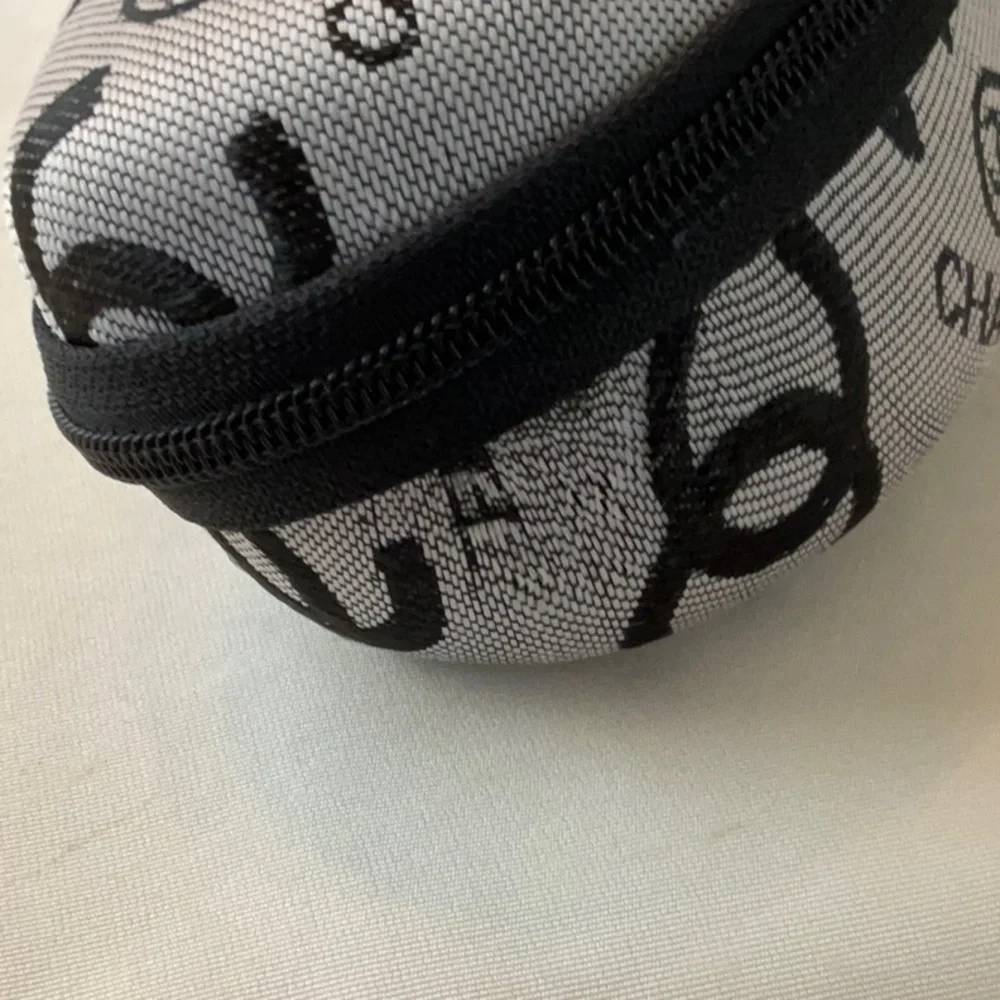 Eyeglass Case - Picture 4 of 6